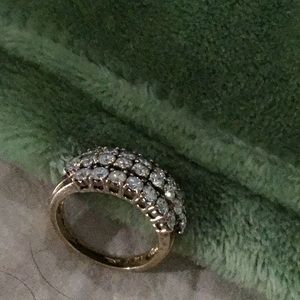 Fashion ring